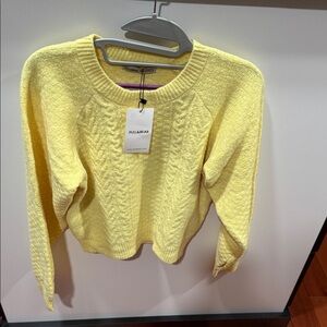 Pull&Bear Women's Soft Yellow Knit Sweater